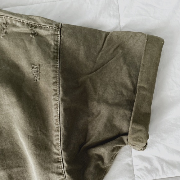 Zara Man oversized distressed shirt - Picture 3 of 5